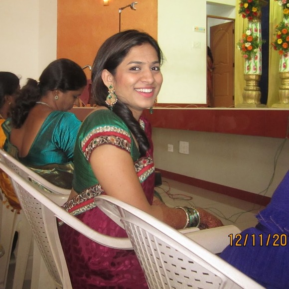 Profile Picture of Vineetha Hegde (@vineethahegde) on Poshmark