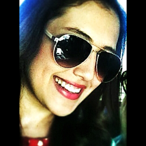Profile Picture of Lesslie Rivera (@lesslierivera) on Poshmark