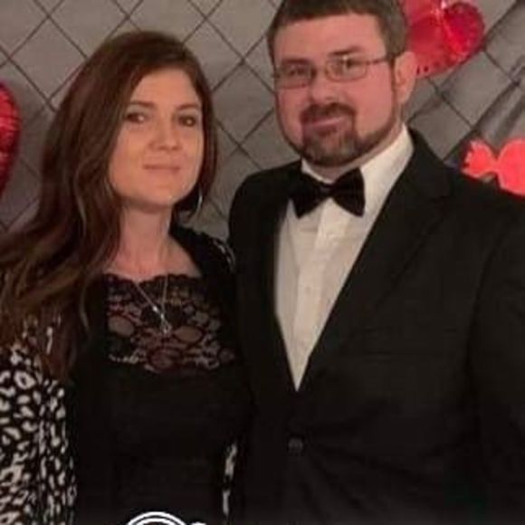 Profile Picture of Craig april Sims (@aprilsims81) on Poshmark