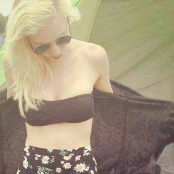 Profile Picture of Shirley Moredock (@gyspydresscode) on Poshmark