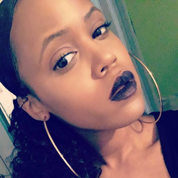 Profile Picture of Markita Potts (@kita2290) on Poshmark