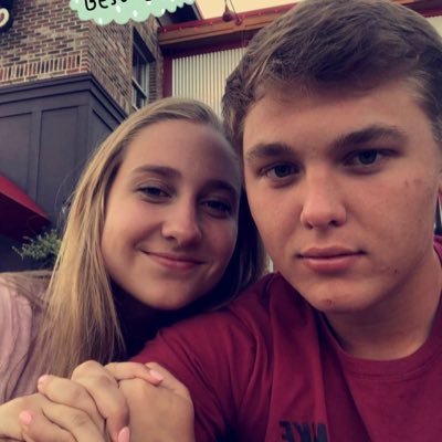 Profile Picture of Lacey Clark (@laceyclark29) on Twitter