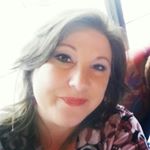 Profile Picture of Julie Hobbs (@juliehobbsmemorymaker) on Instagram