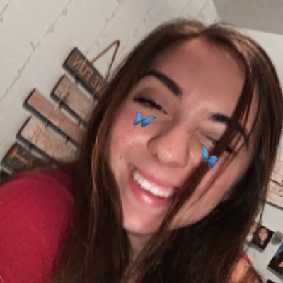 Profile Picture of Annabelle Sanchez (@Annabel13247810) on Twitter