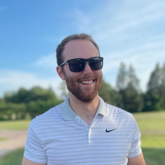 Profile Picture of Travis Feldmeyer (@tfeldmeyer) on Poshmark