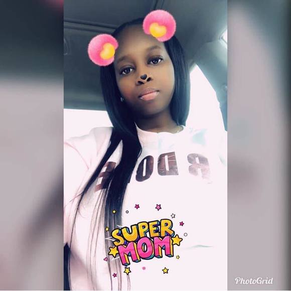 Profile Picture of Reeree lovinhim Lovinhim (@ree_ree_) on Poshmark