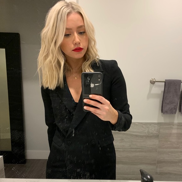 Profile Picture of Jenna Calnek (@jennacal) on Poshmark