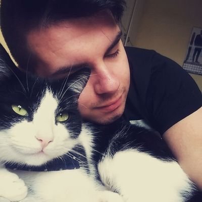 Profile Picture of Robert Hynes (@TuarCeathaRob) on Twitter