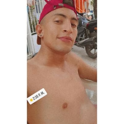 Profile Picture of Roger Daniel (@_ebrath) on Twitter