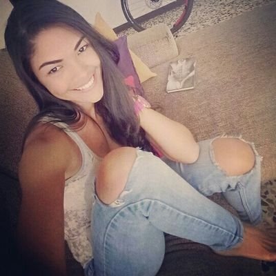 Profile Picture of Raquel Lugo (@rakeLugo) on Twitter