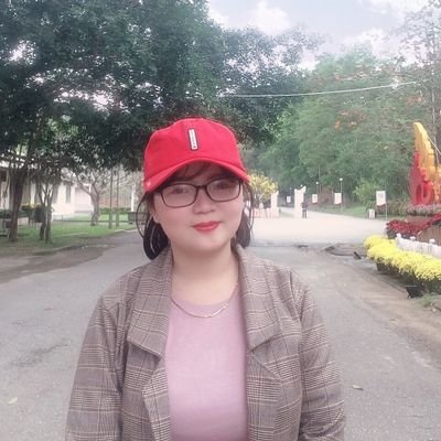 Profile Photo of Hướng Hồng (@HngHng85617158) on Twitter