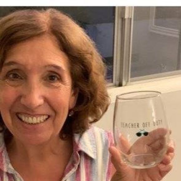 Joyce Friedman - Poshmark Profile Picture of Joyce Friedman (@joycemara30) on Poshmark