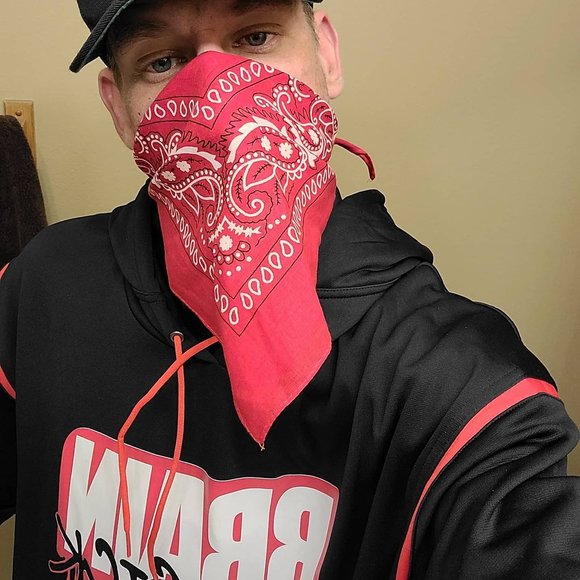 Profile Picture of Joseph Meseck (@j3187m) on Poshmark