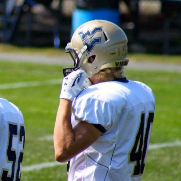 Profile Picture of Chris Beaudry (@chrisbeaudry45) on Poshmark