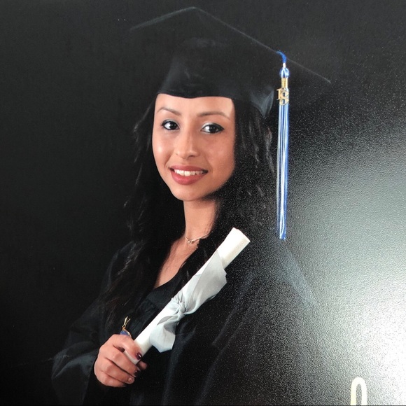 Ashley Lisojo - Poshmark Profile Picture of Ashley Lisojo (@alisojo) on Poshmark