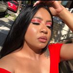 Profile Picture of M A K E U P ♥ A R T I S T (@melluminatibeauty) on Instagram
