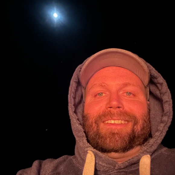 Profile Picture of Andrew Sparkman (@sparkman83) on Poshmark