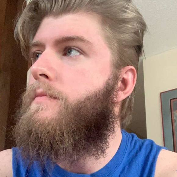 Profile Picture of Daniel Ratley (@boydsemail11) on Poshmark