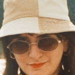 Profile Picture of olivia dee (@pettingdogs) on Instagram