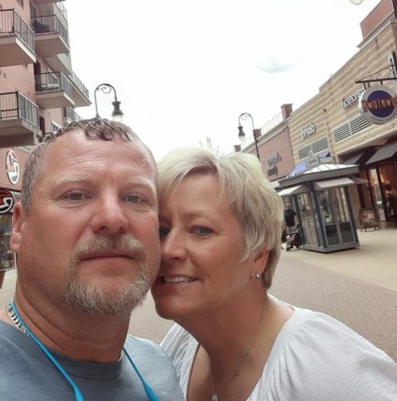 Profile Picture of Andrew Parsons (@andrewparsons41) on Poshmark