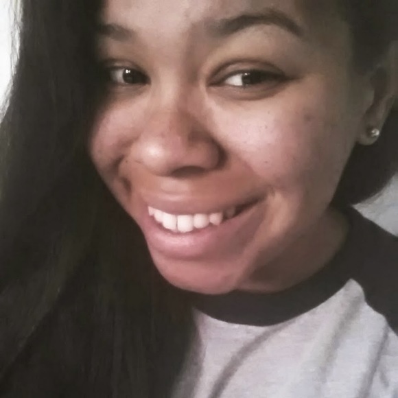 Profile Picture of Jessica Claypool (@jessclay64) on Poshmark