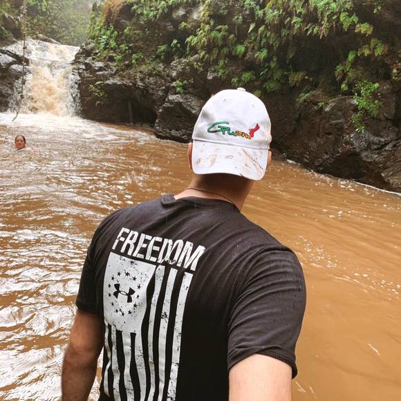 Profile Picture of Michael Jones (@darkbee123) on Poshmark