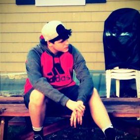 Profile Picture of Joshua Desmarais (@JDezzy_YT) on Twitter