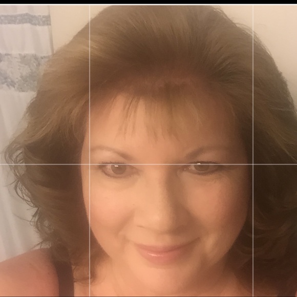 Profile Picture of Nancy Obrien (@nancyobrien909) on Poshmark