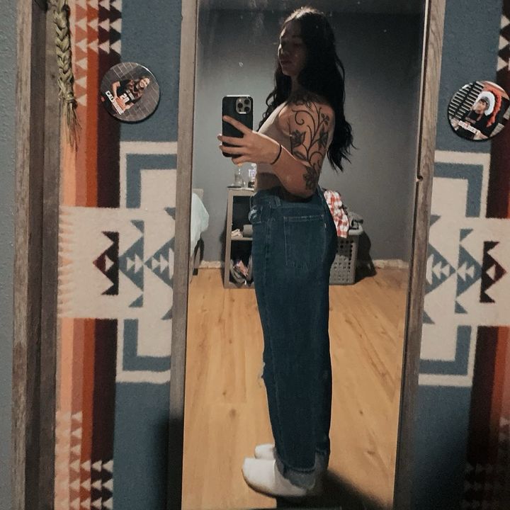 Profile Picture of Amari Calfrobe (@amaricalfrobe) on Tiktok