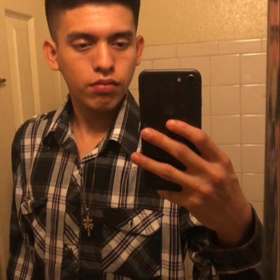 Profile Picture of Josh  🛸 (@JoshuaColin_) on Twitter