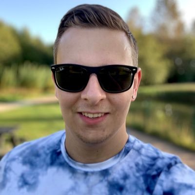 Profile Picture of James Whiting (@jamezyw) on Twitter