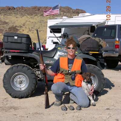 Profile Picture of Shelley Burkhart (@shelbell1086) on Twitter