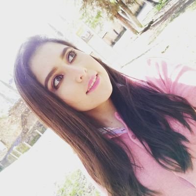 Profile Picture of Marian Silva (@Mariiansg) on Twitter