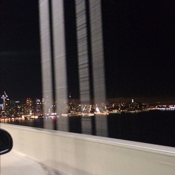 Profile Picture of Leah Selman (@itsleahselman) on Poshmark