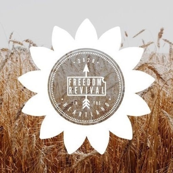 Profile Picture of Cindy Kennedy (@vbprincess) on Poshmark