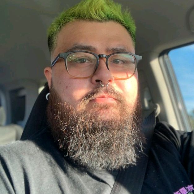 Profile Picture of chris_jeremy (@jeremy_chris1) on Tiktok