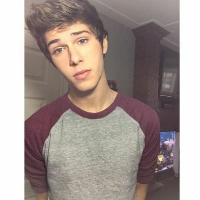 Profile Picture of Adrian (@adrianvelez02) on Twitter