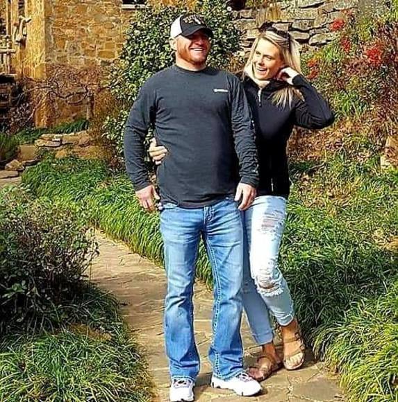 Profile Picture of Kimberly Perry case (@kimberlycase81) on Poshmark