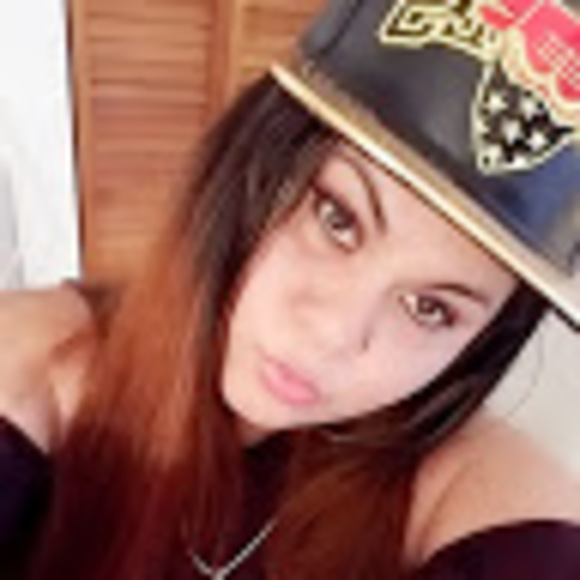 Profile Picture of Jessi Martinez (@estrellitajm49) on Poshmark