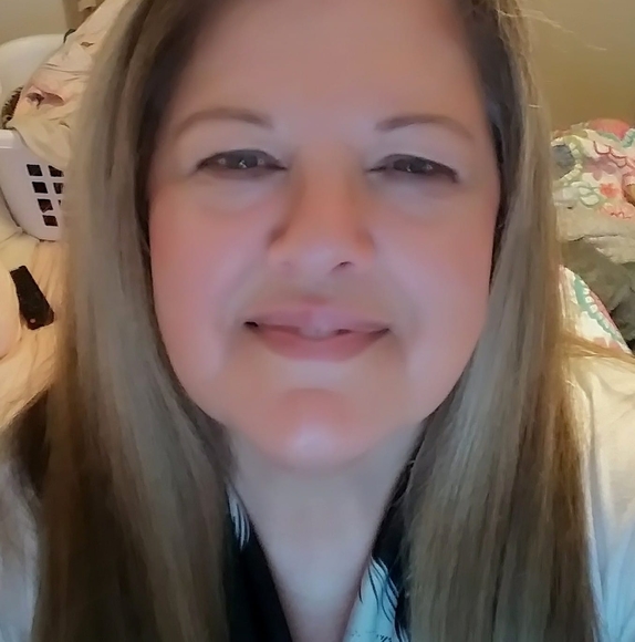 Profile Picture of Sheri Richards-stump (@sstump78) on Poshmark