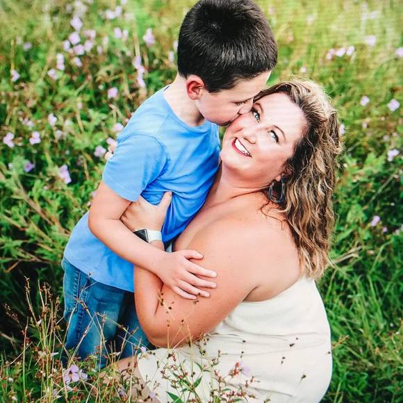 Profile Picture of Brianne Midkiff (@momof2sons) on Poshmark