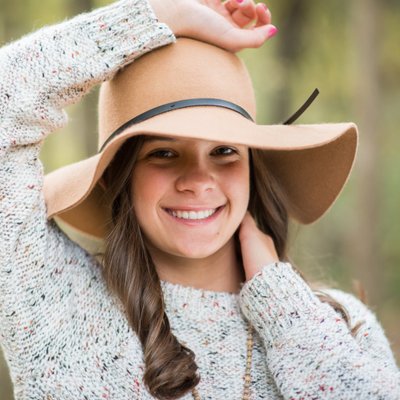 Profile Picture of Clare Weber (@clareweber_) on Twitter