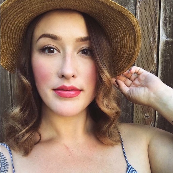 Profile Picture of Nic Pelott (@portlandnic) on Poshmark