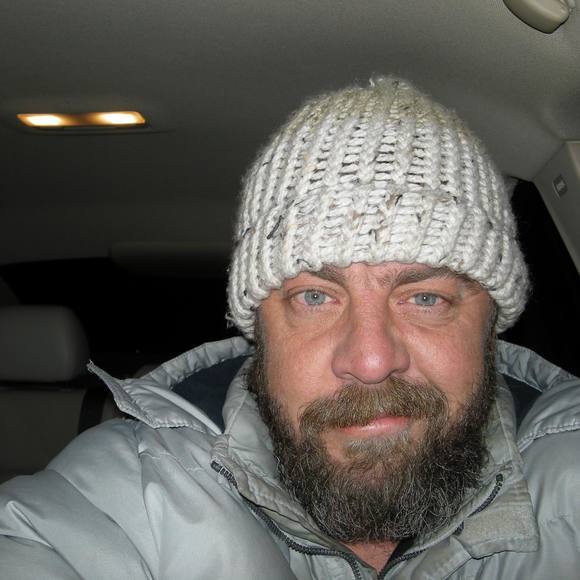 Profile Picture of Stuart Hull (@stuarthull74) on Poshmark