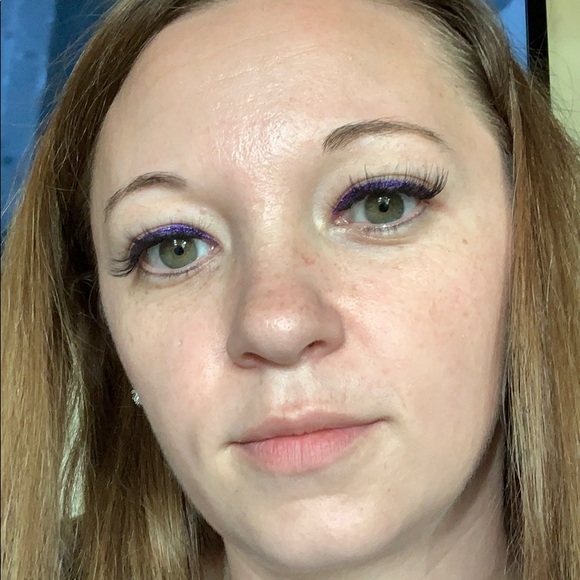 Profile Picture of Pamela Ilic (@pamelailic) on Poshmark