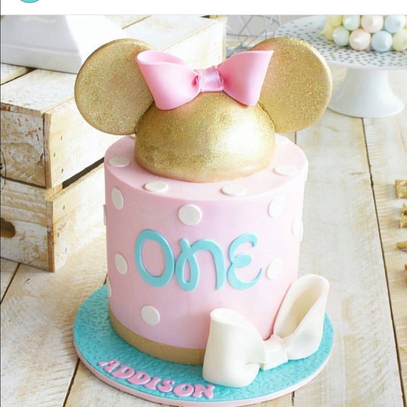 Profile Picture of Ariel Green (@arieygirl5611) on Poshmark