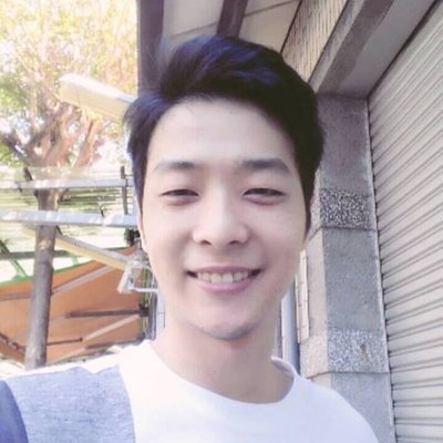 Profile Picture of Derek Hung (@DerekMusical) on Twitter
