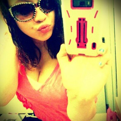 Profile Picture of Madison Cordova (@Mocha_jo754) on Twitter
