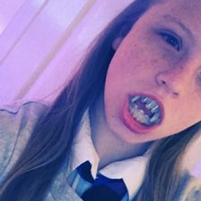 Profile Picture of Cleo Barr (@cleostarbarr) on Twitter