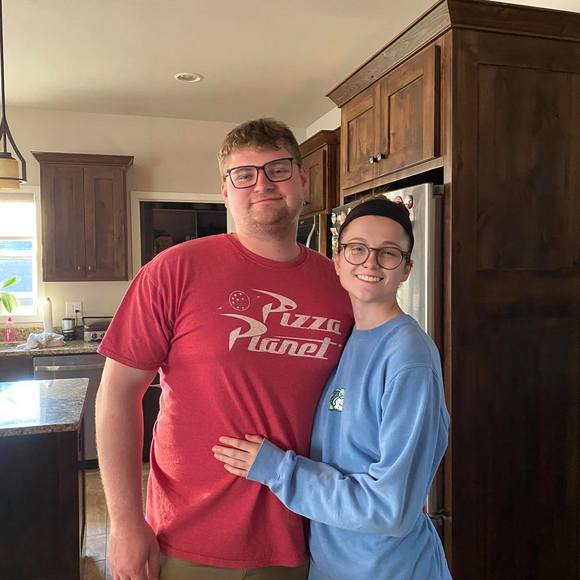 Profile Picture of Jenna Noltemeyer (@jennanoltemeyer) on Poshmark